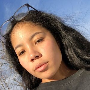 Meet your Posher, Aina